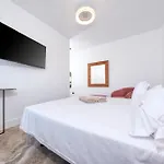 Casa Serena 10 Boutique- Adults Only-breakfast Included בית הארחה