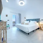 Casa Serena 10 Boutique- Adults Only-breakfast Included בית הארחה